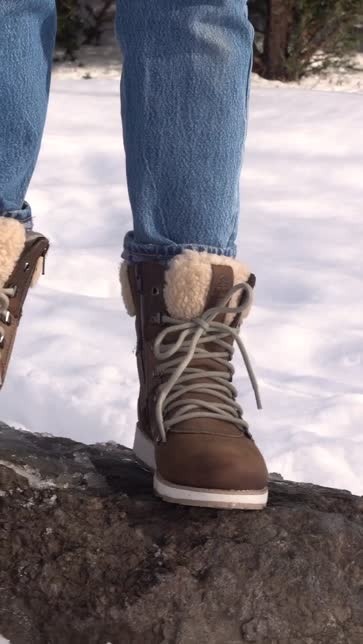 Brown snow outlet boots